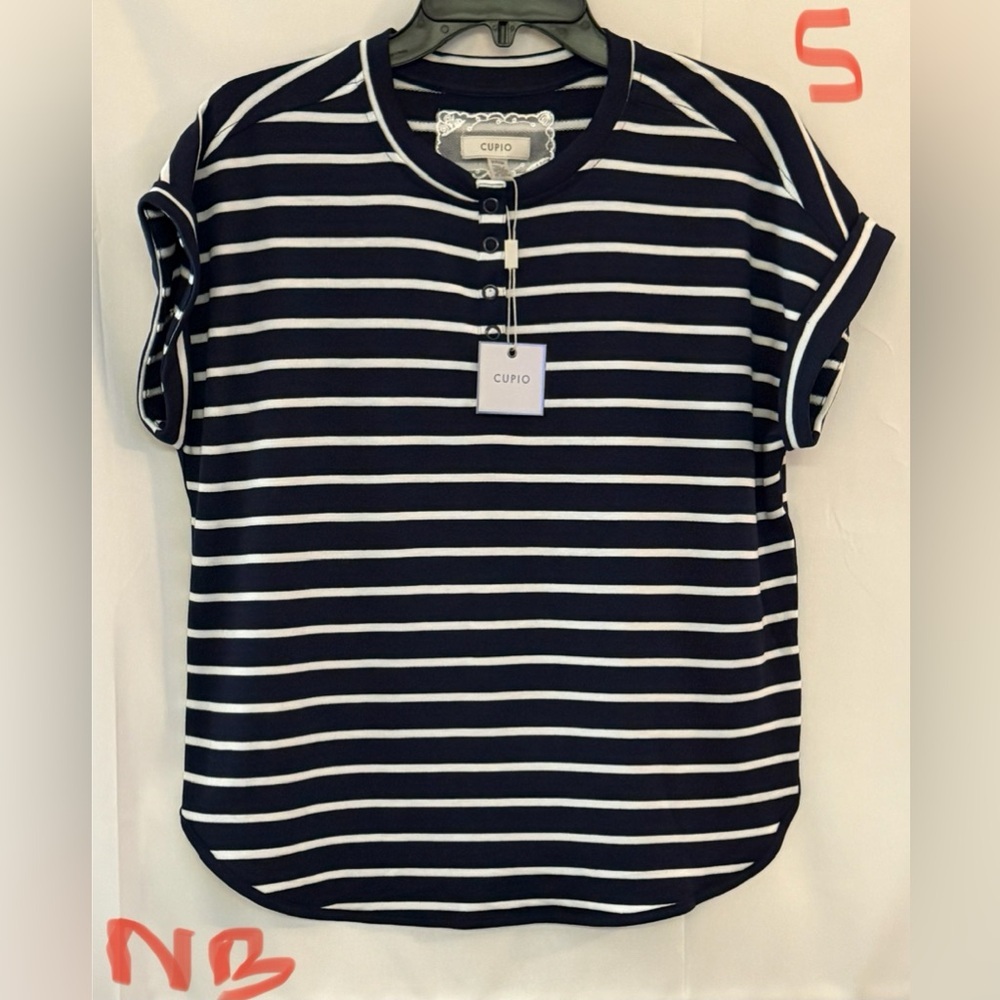 Cupio Women's Short Sleeve Navy and White Striped Tee